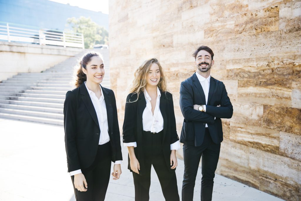 Buffete para jóvenes abogados